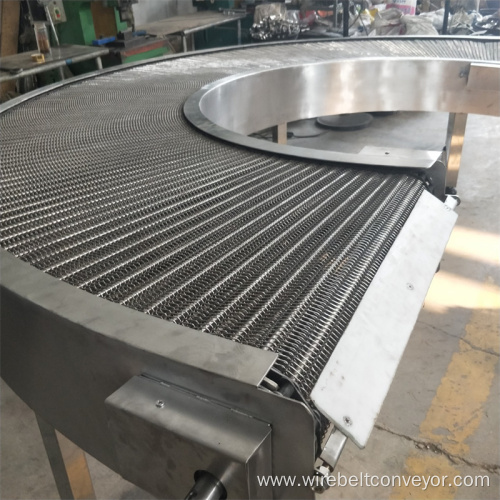 Curved Cooling Conveyor Chain Belt